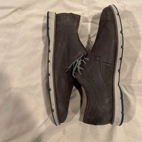 Lightly worn Hush Puppies Dark Grey Dress Shoe. Size 13. Classic with Comfort. - Picture 11 of 13